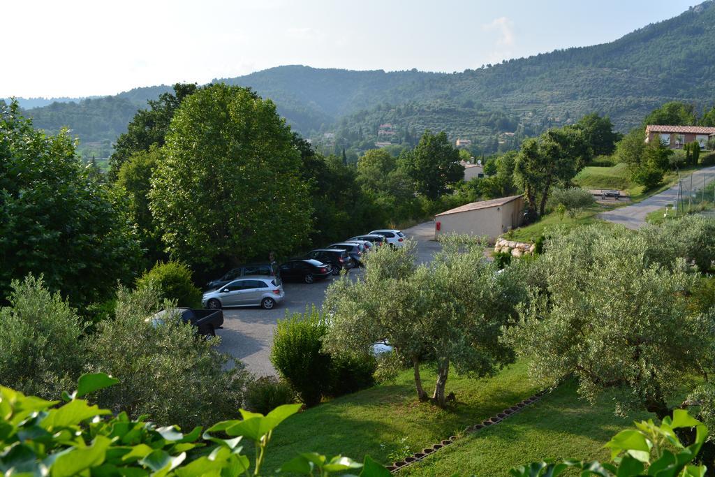 Hotel Le Colombier Мустие Сен Мари Екстериор снимка